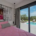 Natura Villa *