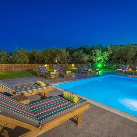 וילה Natura Fiolítis